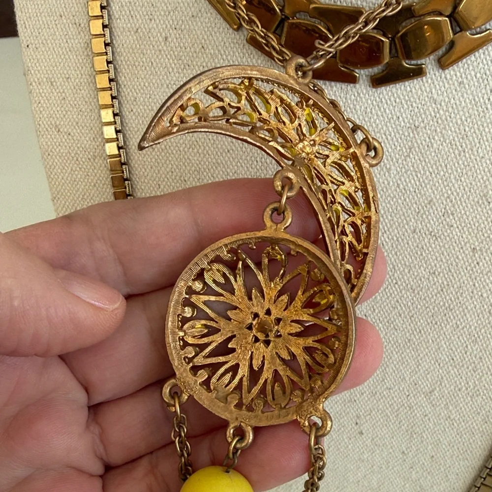 Goldtone and Yellow Layered Necklace Set - Picture 9 of 9